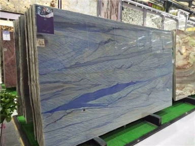 Blauwe kwartsietplaten