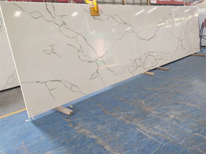calacatta venato quartz slab polished