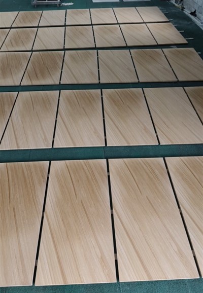Teakhout Zandsteen Wandbekleding